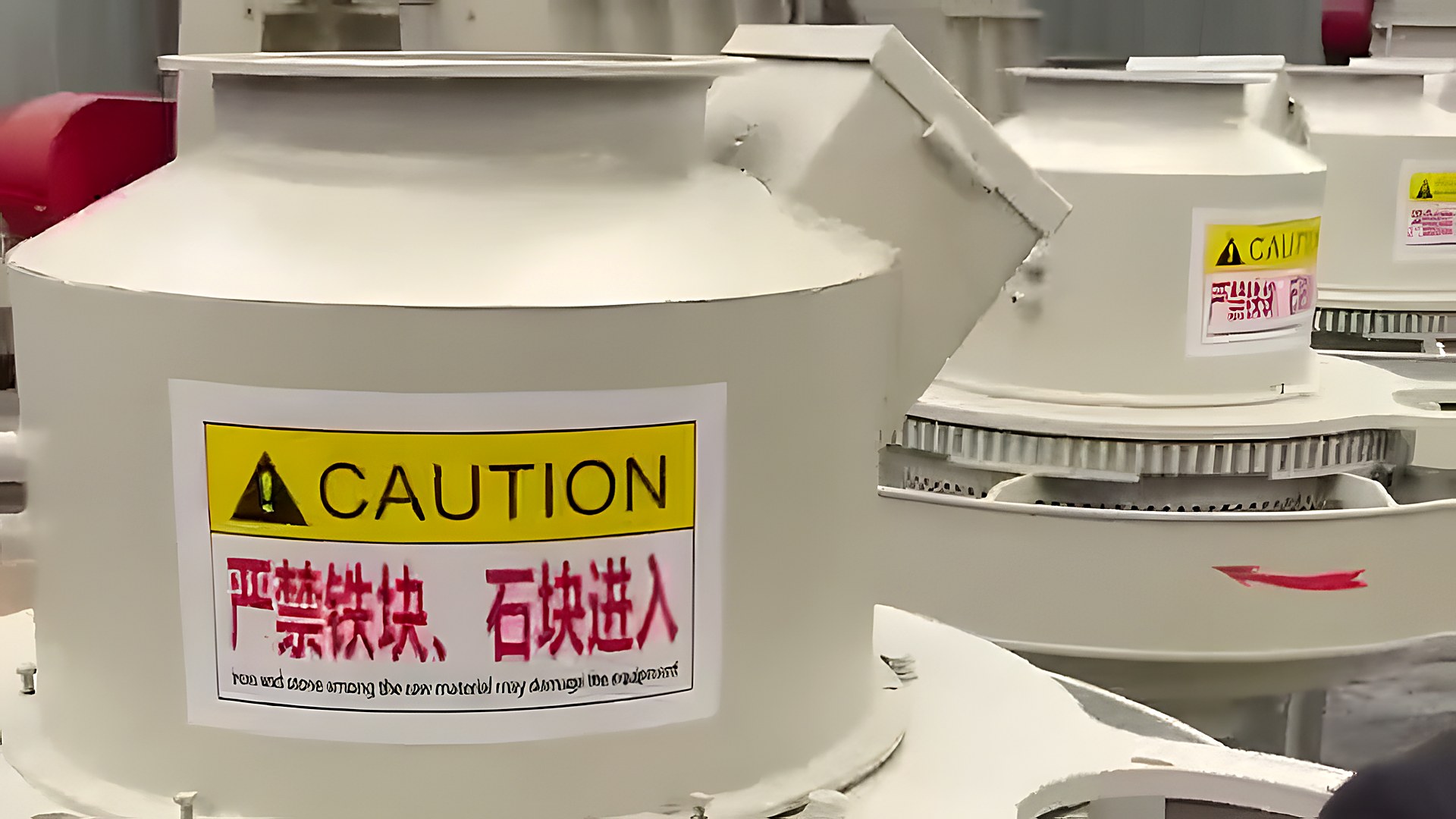 菲律宾客户在鹏鹤机械车间实地考察